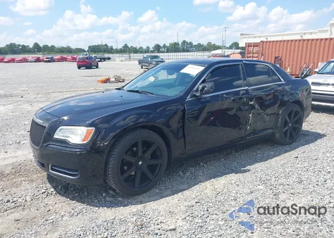 2014 Chrysler 300 z USA, uszkodzony, nr VIN 2C3CCAAG6EH127879